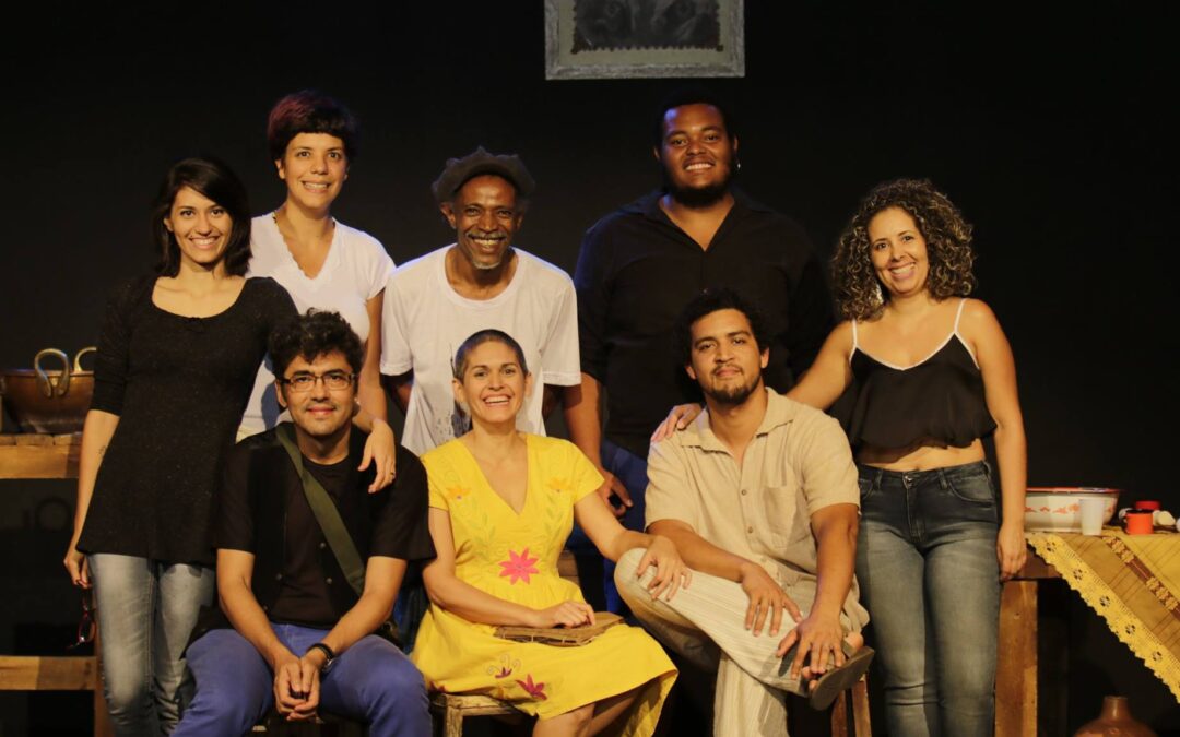 Cora Dentro de Mim – Plantando Roseiras e Fazendo Doces